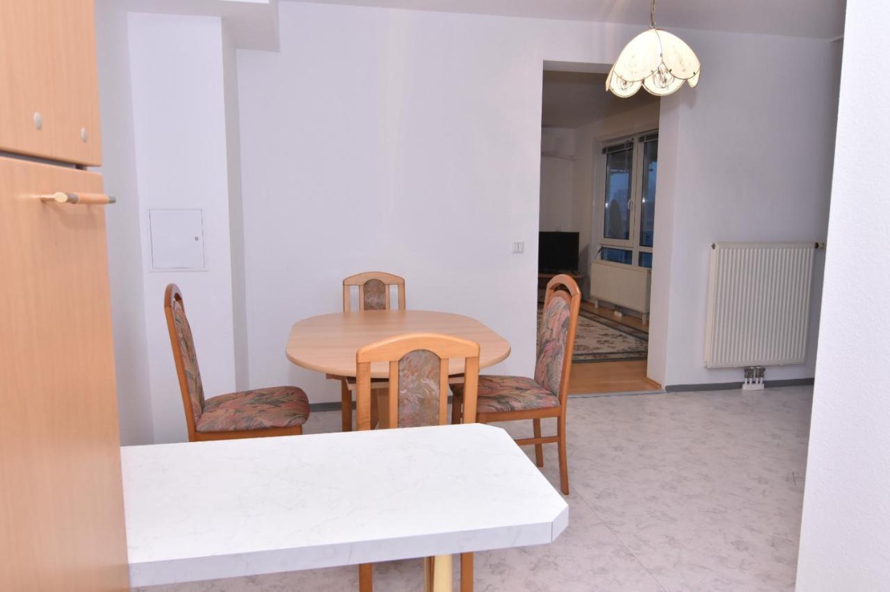 Modern Apartment At Vic Vienna Exterior photo