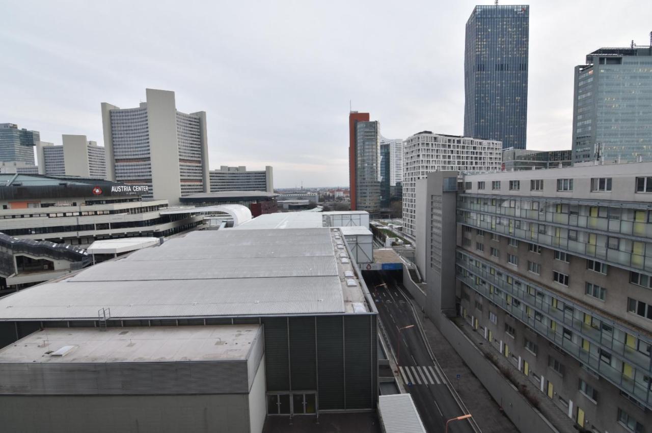 Modern Apartment At Vic Vienna Exterior photo