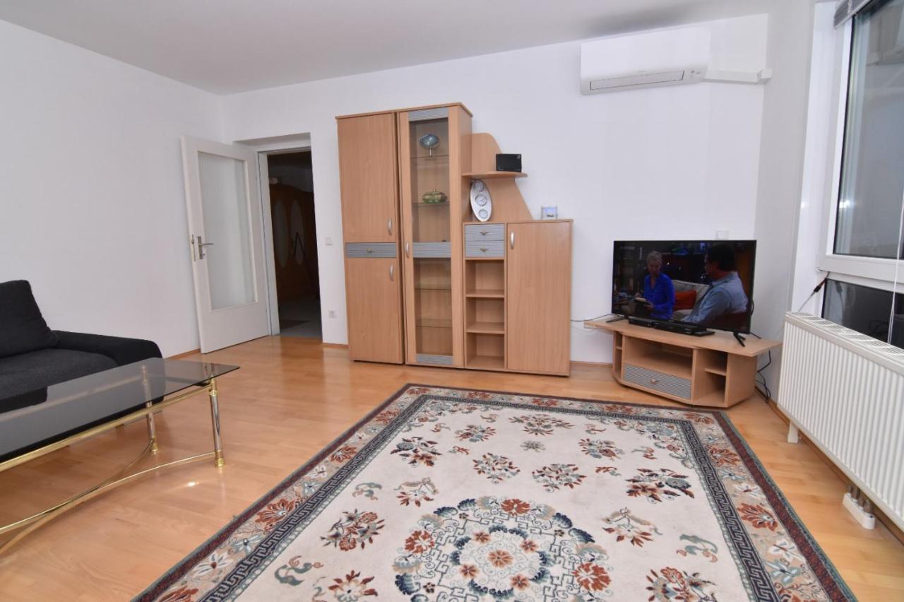Modern Apartment At Vic Vienna Exterior photo